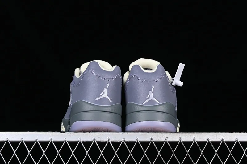All categories Air Jordan Jordan series basketball shoes Air Jordan 5 G version Air Jordan 5 Low "Indigo Haze" AJ5 Joe 5 3M reflective indigo fog color low-top basketball shoes FJ4563-500
